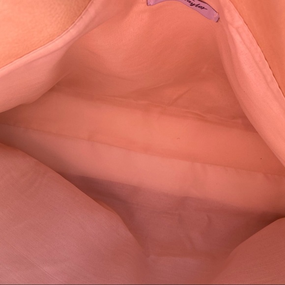 VTG LORD & TAYLOR DROP STRAP VEGAN LEATHER TOTE - Picture 7 of 10